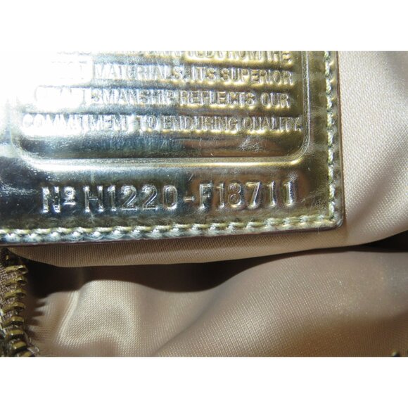 Coach Poppy Signature Canvas & Leather Heart Glam Tote Freshly cleaned - Picture 7 of 15